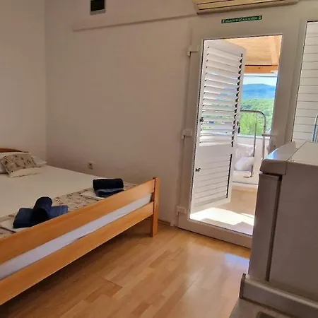 Apartmani Dutkovic Vrboska Exterior photo