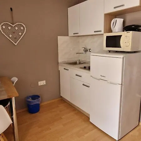 Apartmani Dutkovic Vrboska Exterior photo