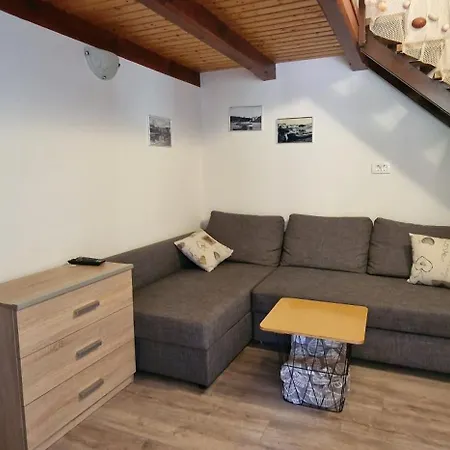 Apartmani Dutkovic Vrboska Exterior photo