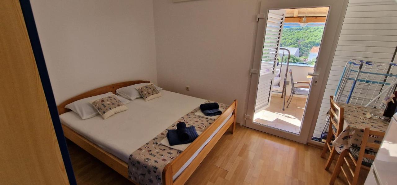 Apartment Dutkovic Vrboska